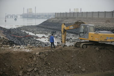 青島化工廠爆炸事故 輸油管線泄漏引發(fā)重大安全警示